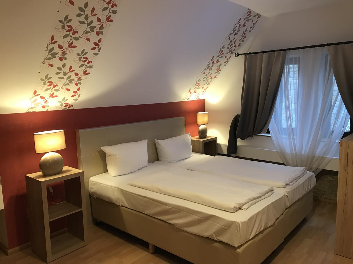 Gastehaus Reiser Hotel Майнц Екстериор снимка